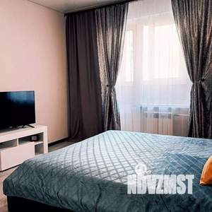 1-к квартира, посуточно, 42м2, 1/1 этаж