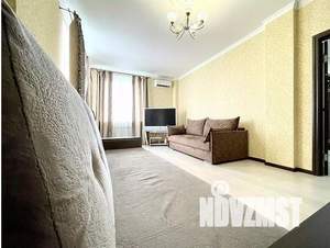 2-к квартира, посуточно, 75м2, 1/1 этаж