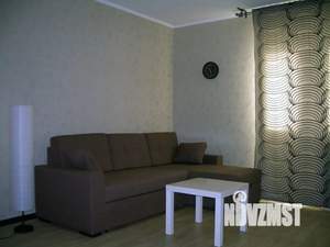 1-к квартира, посуточно, 49м2, 11/16 этаж