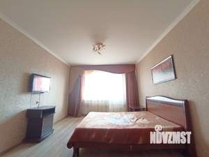 1-к квартира, посуточно, 40м2, 1/9 этаж