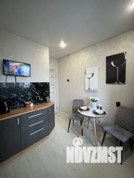 1-к квартира, посуточно, 32м2, 7/10 этаж