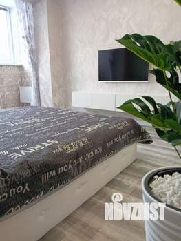 1-к квартира, посуточно, 40м2, 8/10 этаж