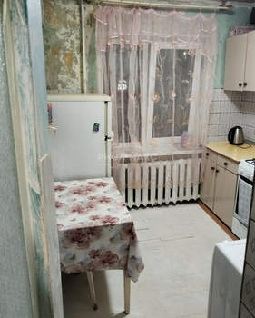 3-к квартира, на длительный срок, 50м2, 1/5 этаж