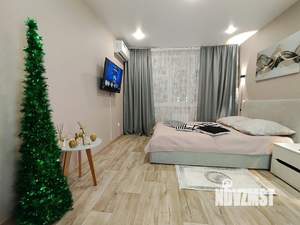 1-к квартира, посуточно, 37м2, 7/10 этаж