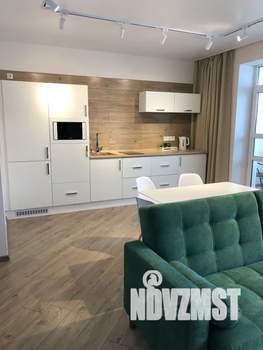Студия квартира, посуточно, 49м2, 15/16 этаж
