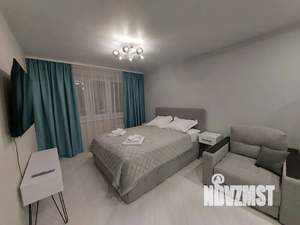 1-к квартира, посуточно, 37м2, 8/10 этаж