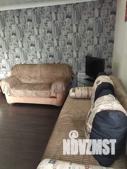 Студия квартира, посуточно, 42м2, 10/10 этаж