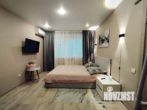 1-к квартира, посуточно, 37м2, 7/10 этаж