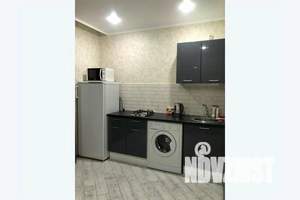 1-к квартира, посуточно, 40м2, 8/9 этаж