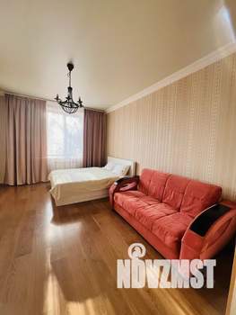 1-к квартира, посуточно, 43м2, 2/4 этаж