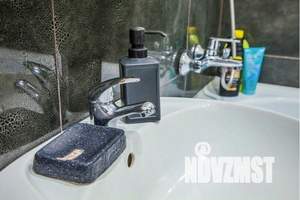 1-к квартира, посуточно, 42м2, 9/16 этаж