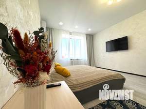 1-к квартира, посуточно, 57м2, 10/12 этаж