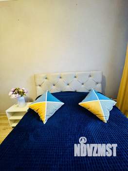 2-к квартира, посуточно, 64м2, 1/9 этаж