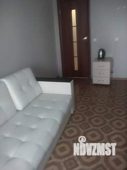 1-к квартира, посуточно, 42м2, 7/10 этаж