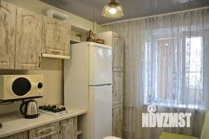 1-к квартира, посуточно, 36м2, 1/10 этаж