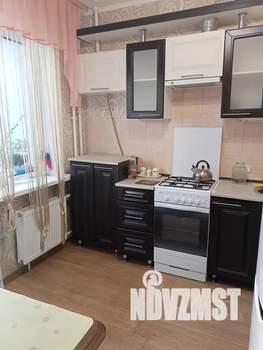 1-к квартира, посуточно, 37м2, 4/10 этаж