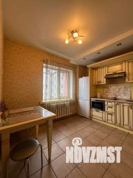 1-к квартира, посуточно, 42м2, 3/15 этаж