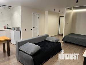 Студия квартира, посуточно, 40м2, 7/9 этаж