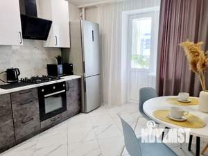 1-к квартира, посуточно, 40м2, 7/10 этаж