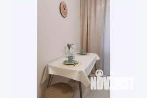 1-к квартира, посуточно, 41м2, 8/10 этаж