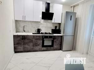 1-к квартира, посуточно, 40м2, 7/10 этаж