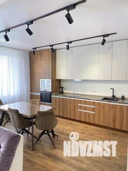 1-к квартира, посуточно, 55м2, 1/1 этаж