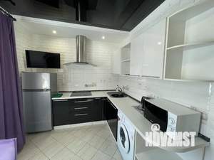 1-к квартира, посуточно, 40м2, 1/16 этаж