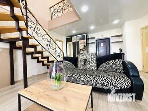 3-к квартира, посуточно, 120м2, 1/1 этаж