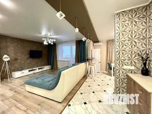 2-к квартира, посуточно, 75м2, 1/1 этаж