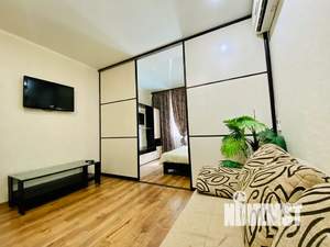 1-к квартира, посуточно, 45м2, 4/9 этаж