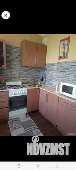 1-к квартира, посуточно, 38м2, 2/10 этаж