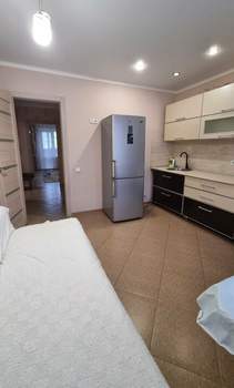 1-к квартира, на длительный срок, 38м2, 7/10 этаж