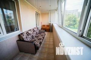 1-к квартира, посуточно, 40м2, 2/10 этаж