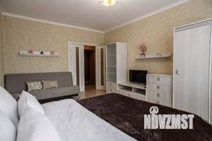 1-к квартира, посуточно, 46м2, 1/1 этаж