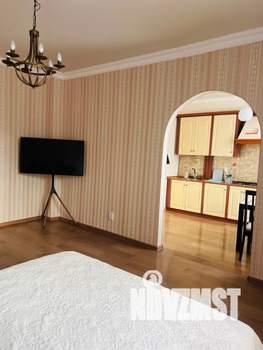 1-к квартира, посуточно, 43м2, 2/4 этаж