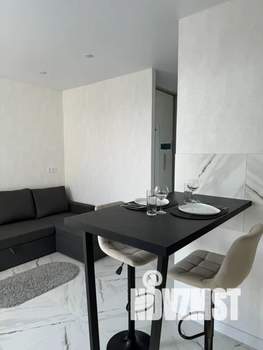 Студия квартира, посуточно, 27м2, 10/15 этаж