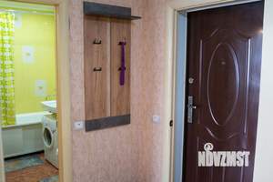 1-к квартира, посуточно, 38м2, 6/10 этаж