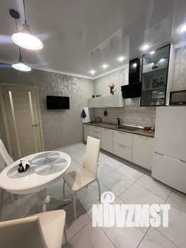 1-к квартира, посуточно, 49м2, 10/15 этаж