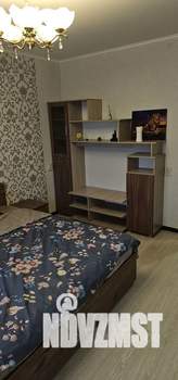 1-к квартира, посуточно, 60м2, 5/10 этаж
