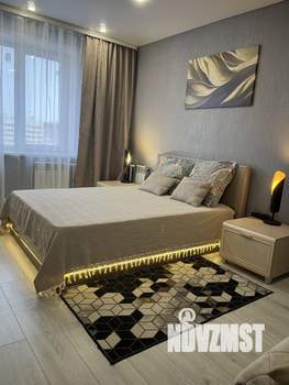 1-к квартира, посуточно, 44м2, 10/10 этаж