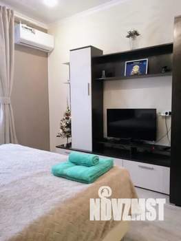 1-к квартира, посуточно, 41м2, 7/10 этаж