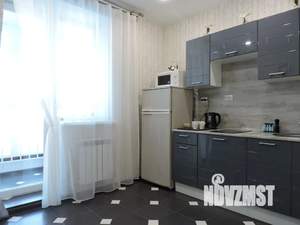 1-к квартира, посуточно, 42м2, 9/16 этаж