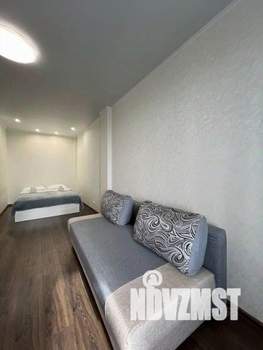 1-к квартира, посуточно, 49м2, 1/1 этаж