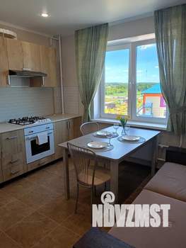 1-к квартира, посуточно, 41м2, 4/10 этаж