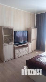 1-к квартира, посуточно, 52м2, 8/16 этаж