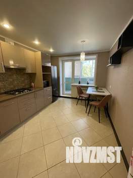 1-к квартира, посуточно, 38м2, 6/10 этаж