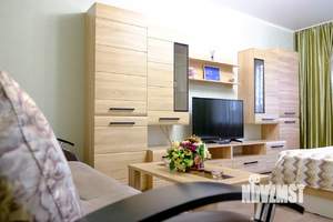 1-к квартира, посуточно, 43м2, 2/10 этаж