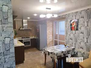 Студия квартира, посуточно, 42м2, 10/10 этаж