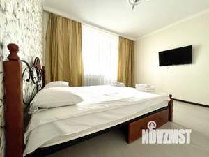 2-к квартира, посуточно, 75м2, 1/1 этаж