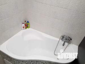 Студия квартира, посуточно, 33м2, 4/5 этаж